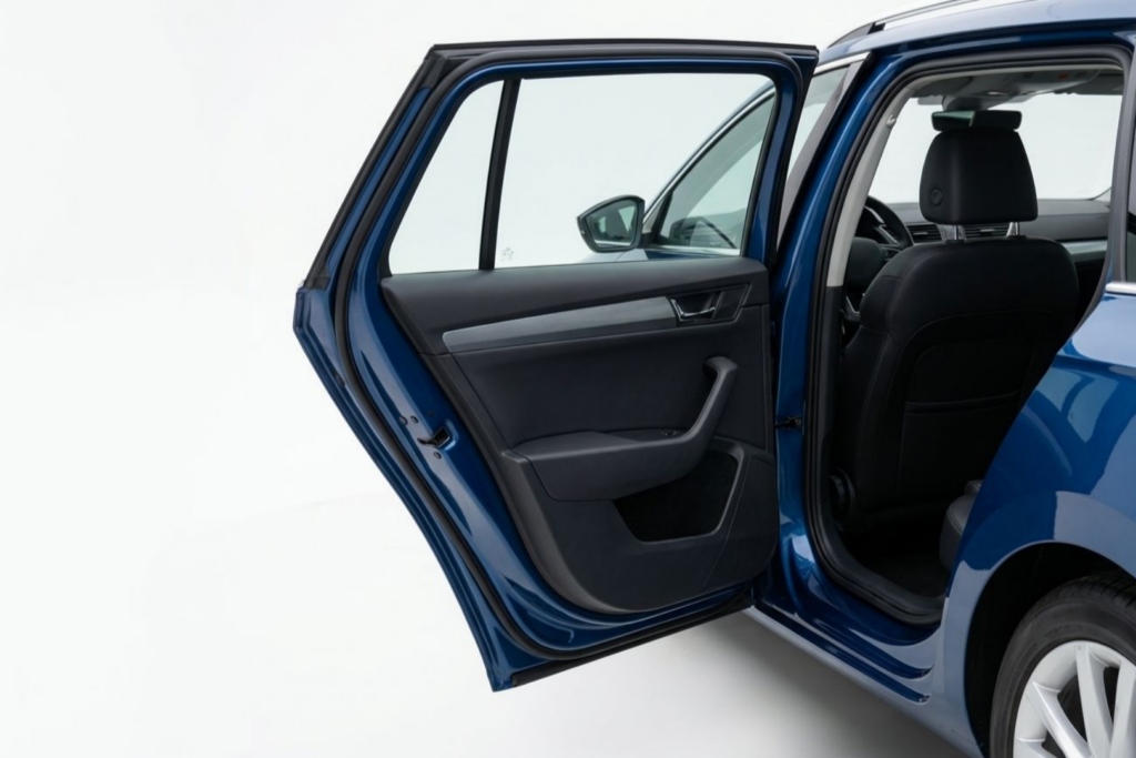 Ultrasonic Cutting of Automotive Interior Parts
